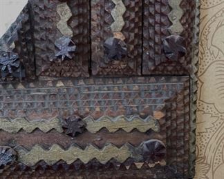 Tramp Art Mirror: 1880 Original Finish (Pennsylvania). Photo 4 of 5.