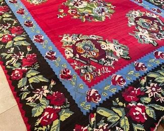 Modern wool floral rug. Measures 9' x 12'. Photo 1 of 2.
