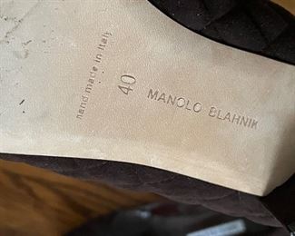 Manolo Blahnik Quilted Flats. Size 40. Photo 2 of 2.