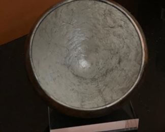 Collection of Silver & Gold lined decorative orbs. Photo 4 of 5.