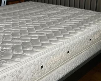 King Size Heavenly Mattress. King Tempur-Pedic Mattress available, too! Photo 1 of 2.
