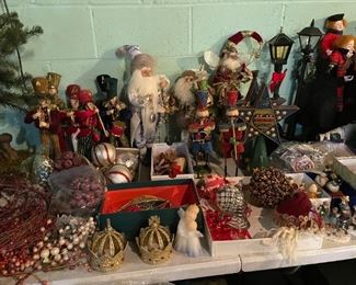 . . . more vintage Christmas stuff