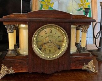 Mantle Clock