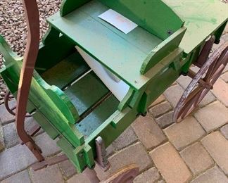 John Deere Wagon