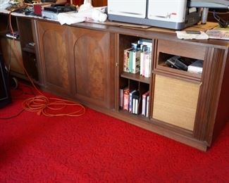 MID-CENTURY ENTERTAINMENT CENTER 