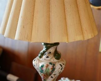 ANTIQUE LAMP 