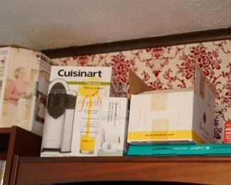 CUISINART JUICE SQUEZZER 