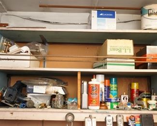 MORE GARAGE ITEMS INCLUDING TOOLS 