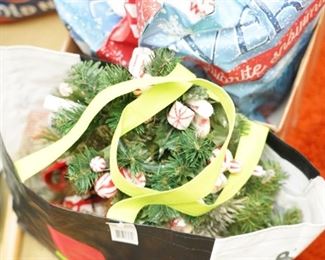 CHRISTMAS DECORATION 