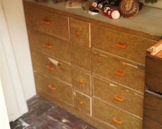 VINTAGE DRESSER 