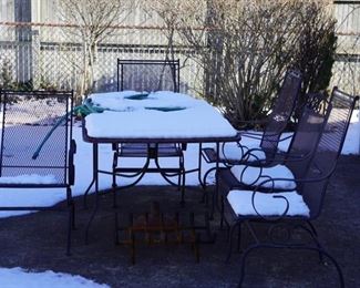 METAL PATIO SET 