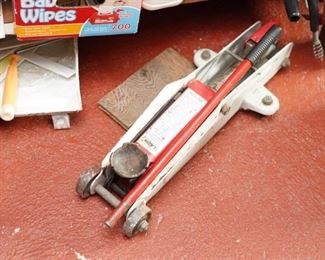 CAR JACK 