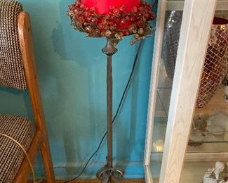 Metal candle stand