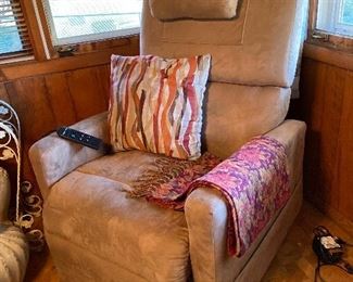 electric lift chair