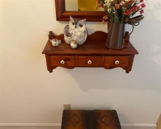 vintage looking mirror set