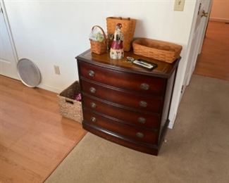 SMALLER MAHOGANY SIDE CHEST