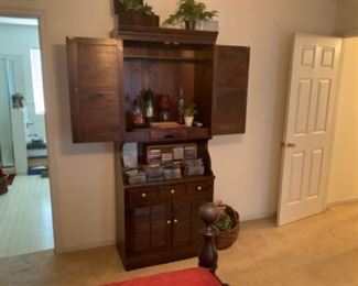 ENTERTAINMENT CENTER
