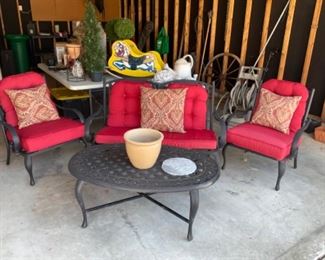 WONDERFUL METAL PATIO SET