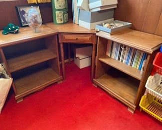 Three-piece desk set.