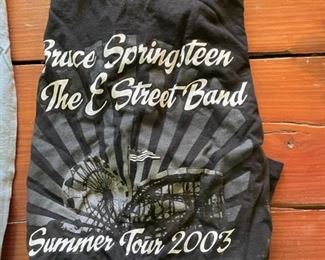 Bruce Springstein & the E Street Band Tour 2003 t-shirt.