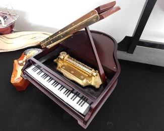 Plug in musical piano