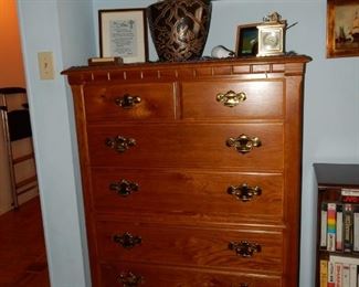 Thomasville Chest of drawers