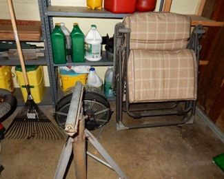 Garage misc & lawn chair