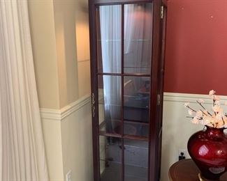 Display storage hutch