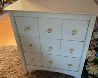 9 Drawer End Table