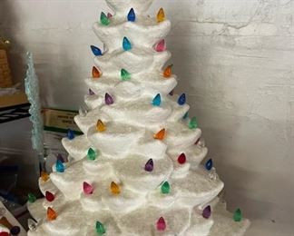 Vintage 1970's Ceramic Music Boc Christmas Tree, roughly 2 feet tall from base