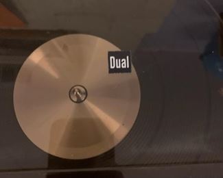 Dual 1229Q Vinyl Player