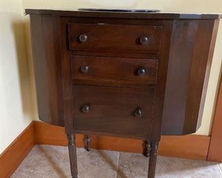 Vintage style end table