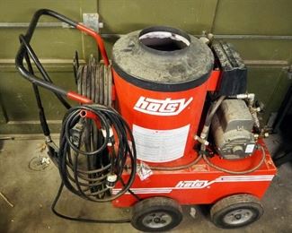 Hotsy Heated Pressure Washer, Model 550B, 1000PSI