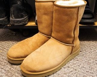 Mens Tennis Shoes, Boots And Sandals, Size 13, Qty 10 Pair