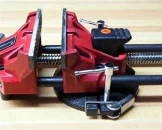 Speed Jaw 5" Swivel Base Vise