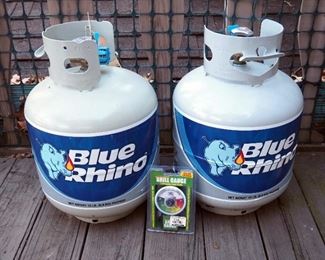 Blue Rhino 15 Pound Propane Tanks, Qty 2, Both Are Full, And Grill Gauge Propane Tank Scale