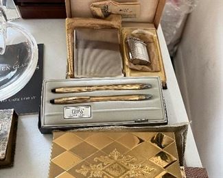 Vintage purse and Cross pen/pencil set