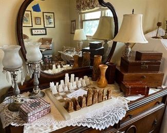 Marble chess set (one piece is broken)