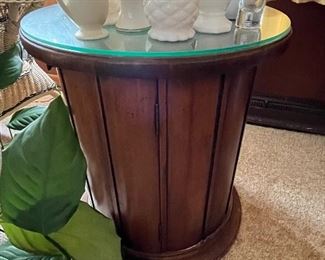 End table with glass top