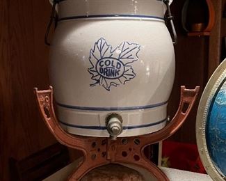 Western Stoneware cold drink crock