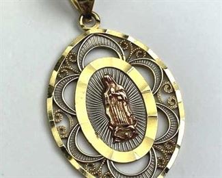 For your consideration is this 14K Yellow & Rose Gold Signed Religious Pendant.  Attractive, finely crafted signed piece!  Weighs approx. 3.1 grams.