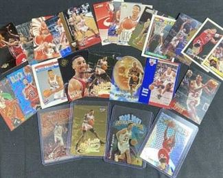 For your consideration is this lot of (25) Scottie Pippen Cards w/ Rare Inserts.  Includes some rare high-dollar cards!  
Please note: raw card condition may vary widely, please see photos.