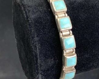 For your consideration is this 925 Silver w/ Crushed Turquoise Vintage Bracelet