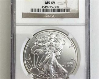 For your consideration is this 2011-S American Silver Eagle 1oz NGC MS-69 MT