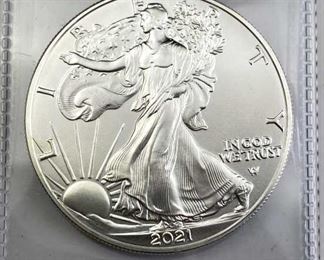 For your consideration is this 2021-Type II American Silver Eagle 1oz .999