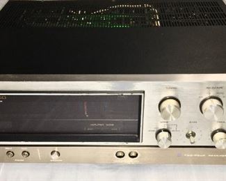 Kenwood Silver Face Radio Receiver