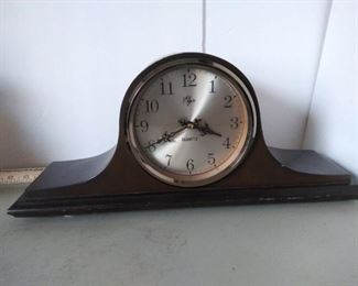 ELGIN MANTEL CLOCK