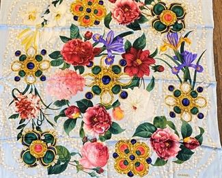 Vintage Chanel Pearl & Gripoix scarf!  Gorgeous!