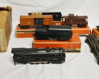 1004 LIONEL TRAINS OUTFIT NO. 2167WS O GAUGE TRAIN SET
