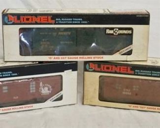 1041 3 LIONEL O & O27 GAUGE MODEL TRAIN CARS IN ORIGINAL BOXES
